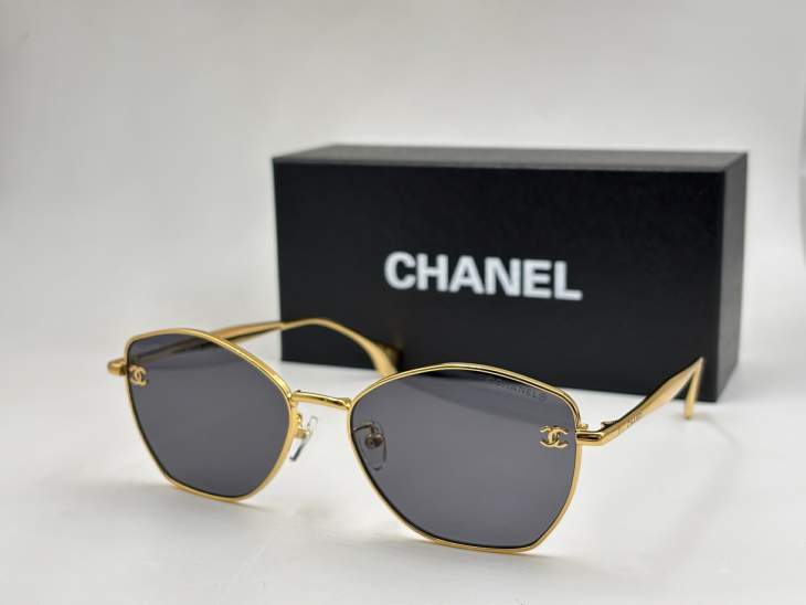 Picture of Chanel Sunglasses _SKUfw77095784fw